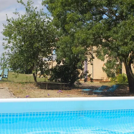 - La Couderquié Hébergement de vacances