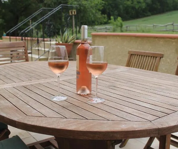 - La Couderquie Feriehus Lautrec